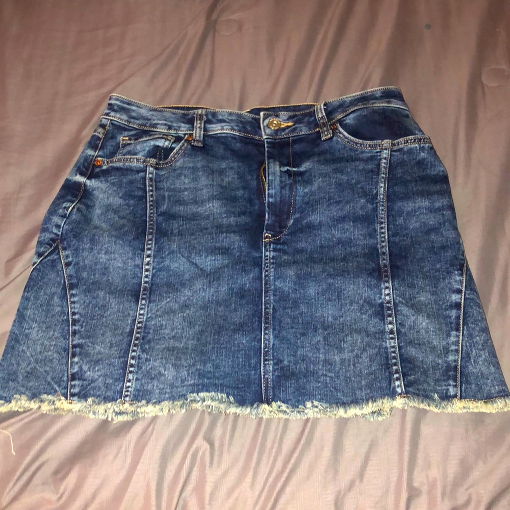 denim skirt